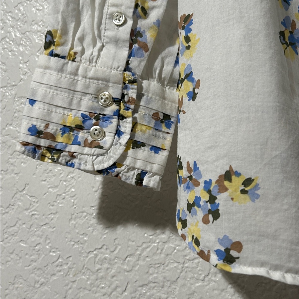 🆕 Talbots Petite Pleaded Ruffle Trim Floral Blouse. NWOT - Picture 5 of 10